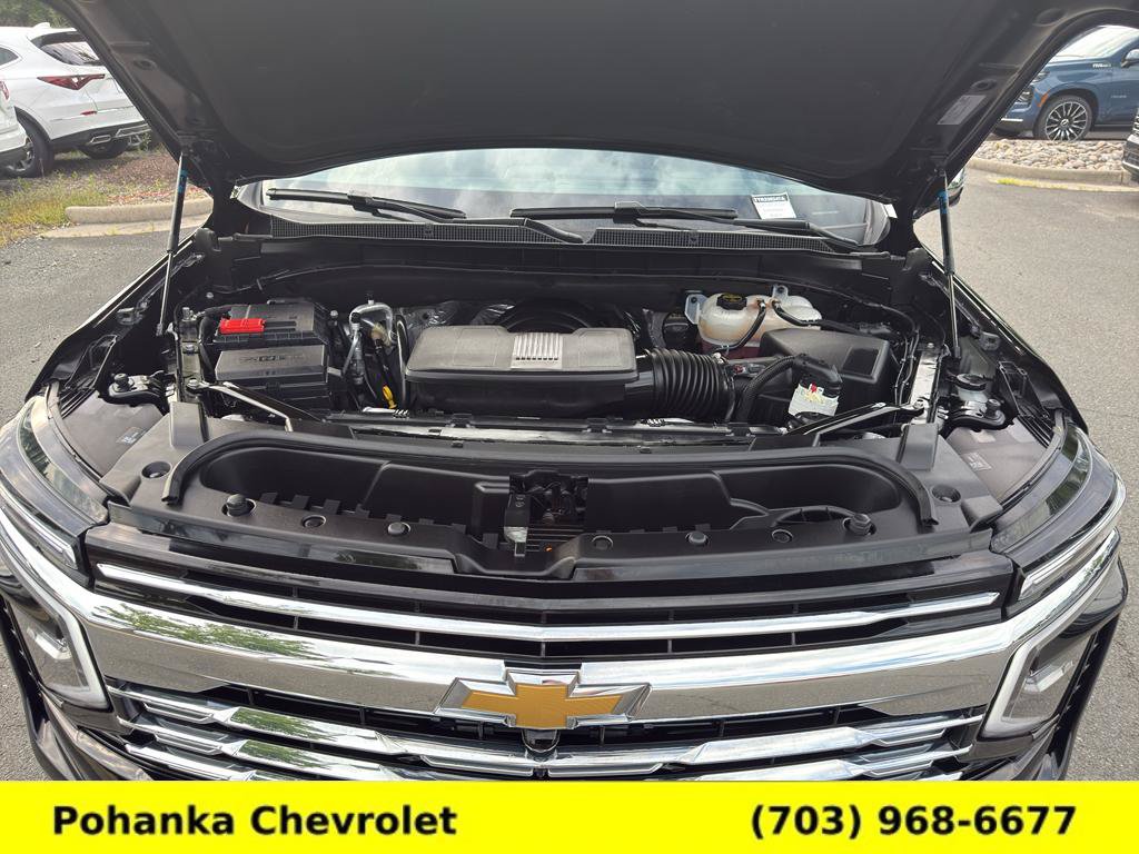 Certified 2025 Chevrolet Suburban Premier AWD/4WD image 30