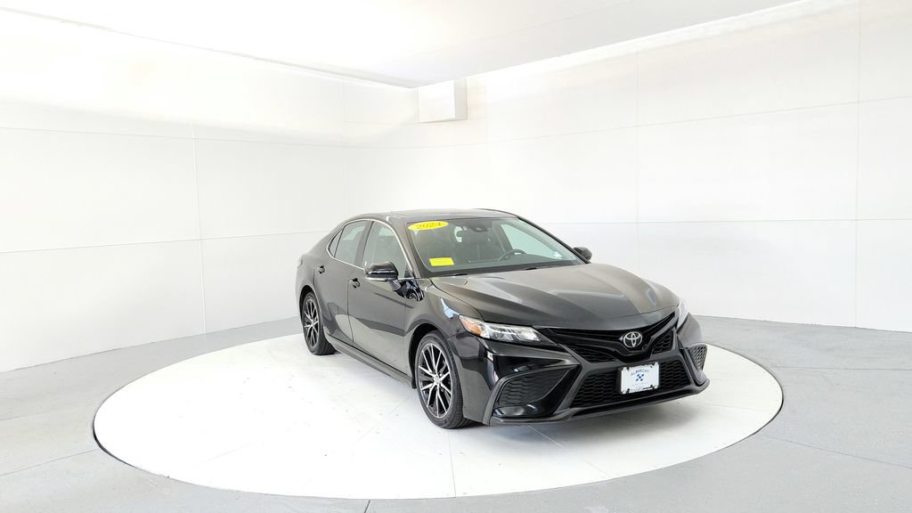 Certified 2024 Toyota Camry SE w/ Cold Weather Package AWD/4WD video 1