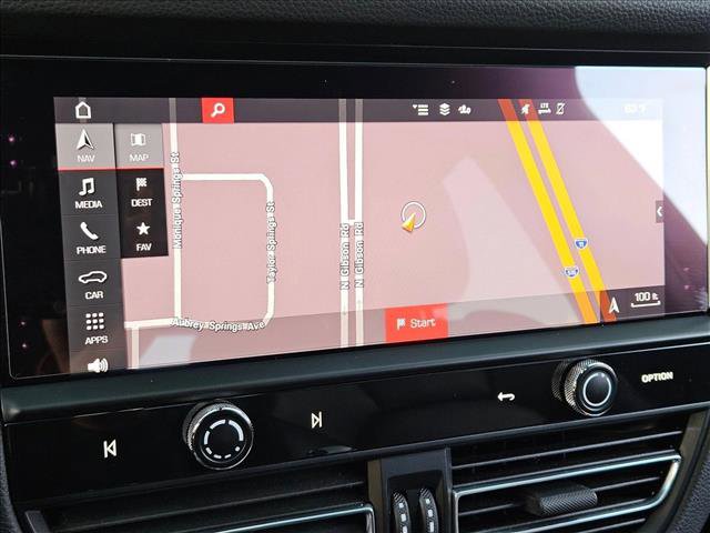 Used 2023 Porsche Macan Turbo image 13