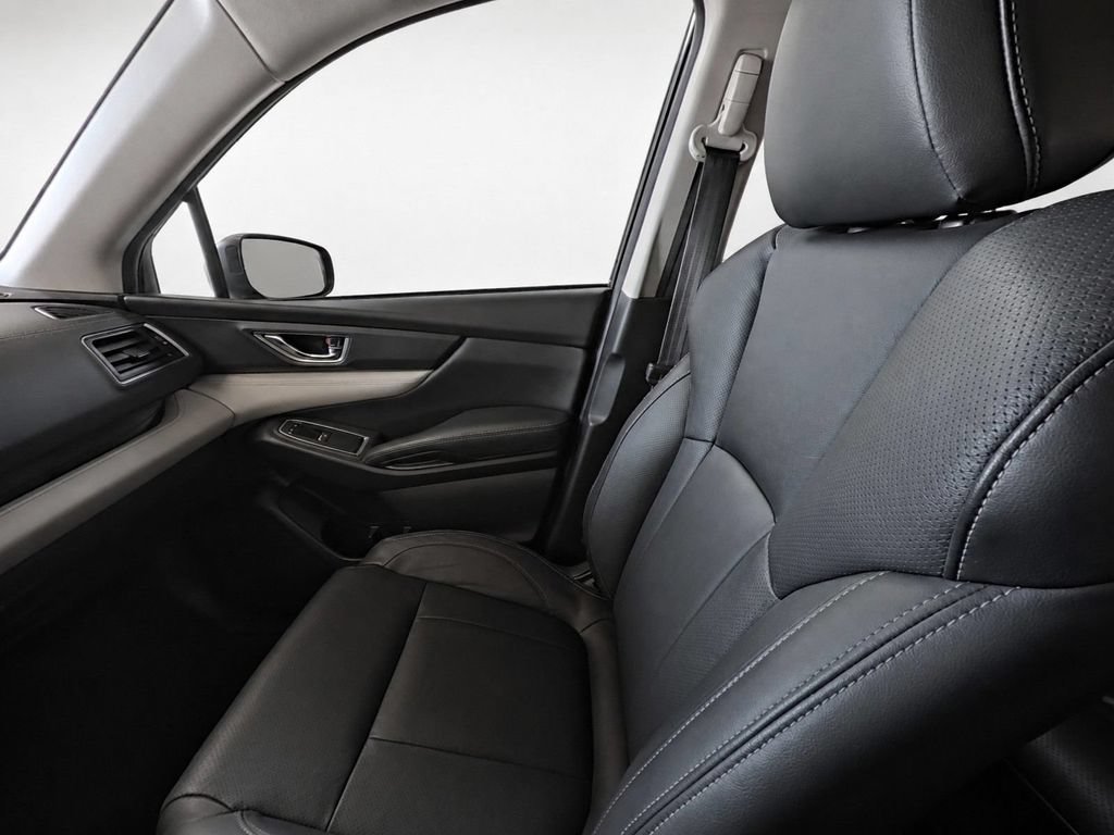 Used 2019 Subaru Ascent Limited AWD/4WD image 28