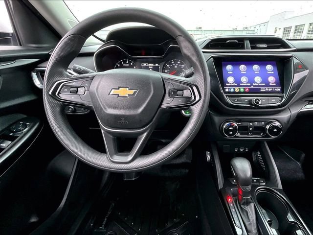 Used 2023 Chevrolet TrailBlazer LT w/ Convenience Package image 17
