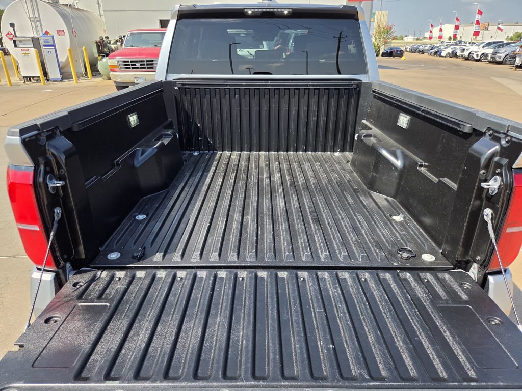 Used 2026 Toyota Tacoma SR5 AWD/4WD image 28