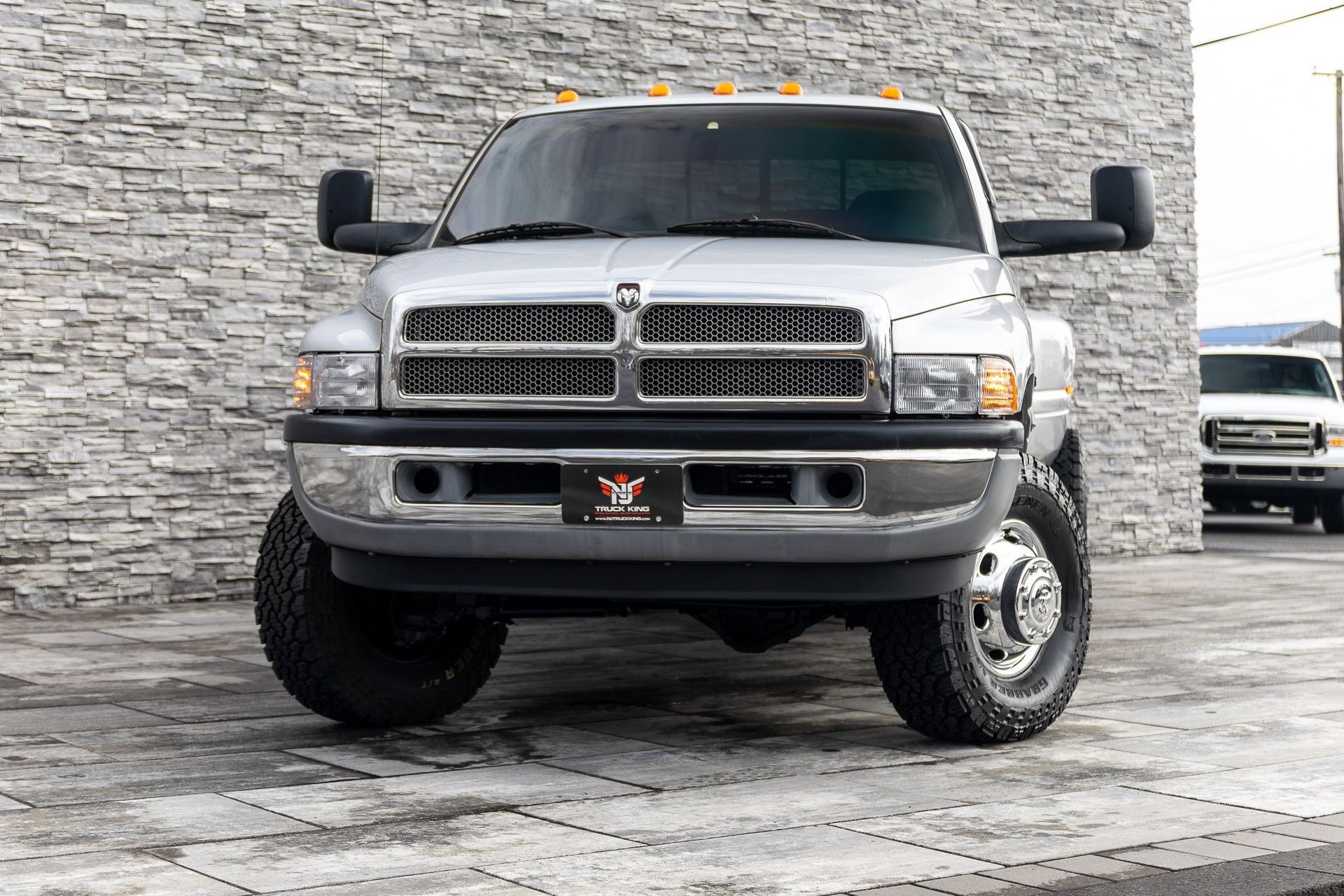 Used 2001 Dodge Ram 3500 Truck 4x4 Quad Cab image 2