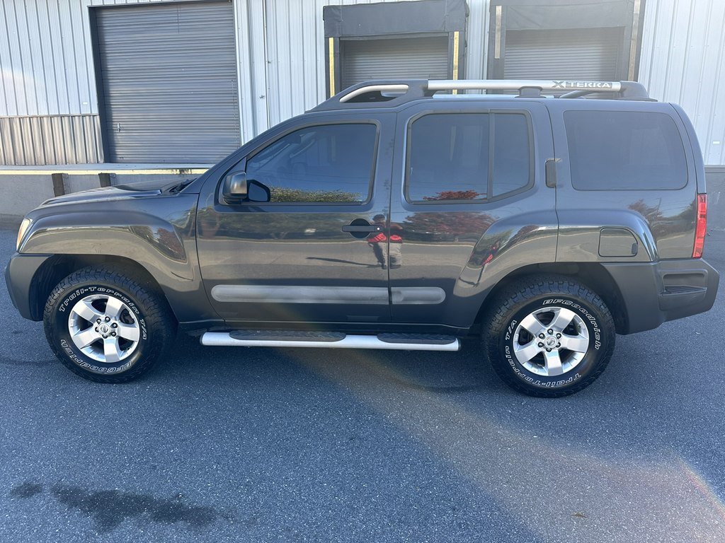 Used 2012 Nissan Xterra S w/ Value Package image 2