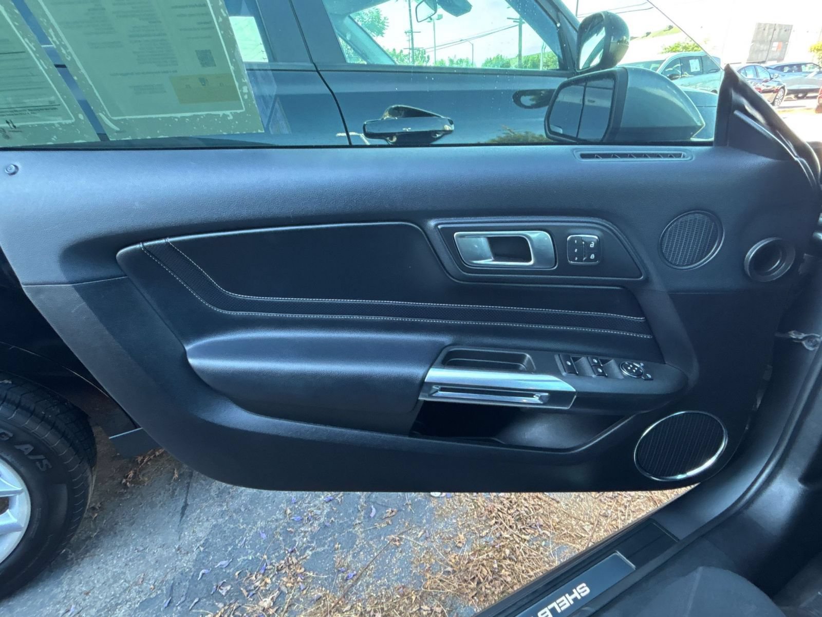 Used 2022 Ford Mustang GT Premium w/ GT Performance Package RWD image 15