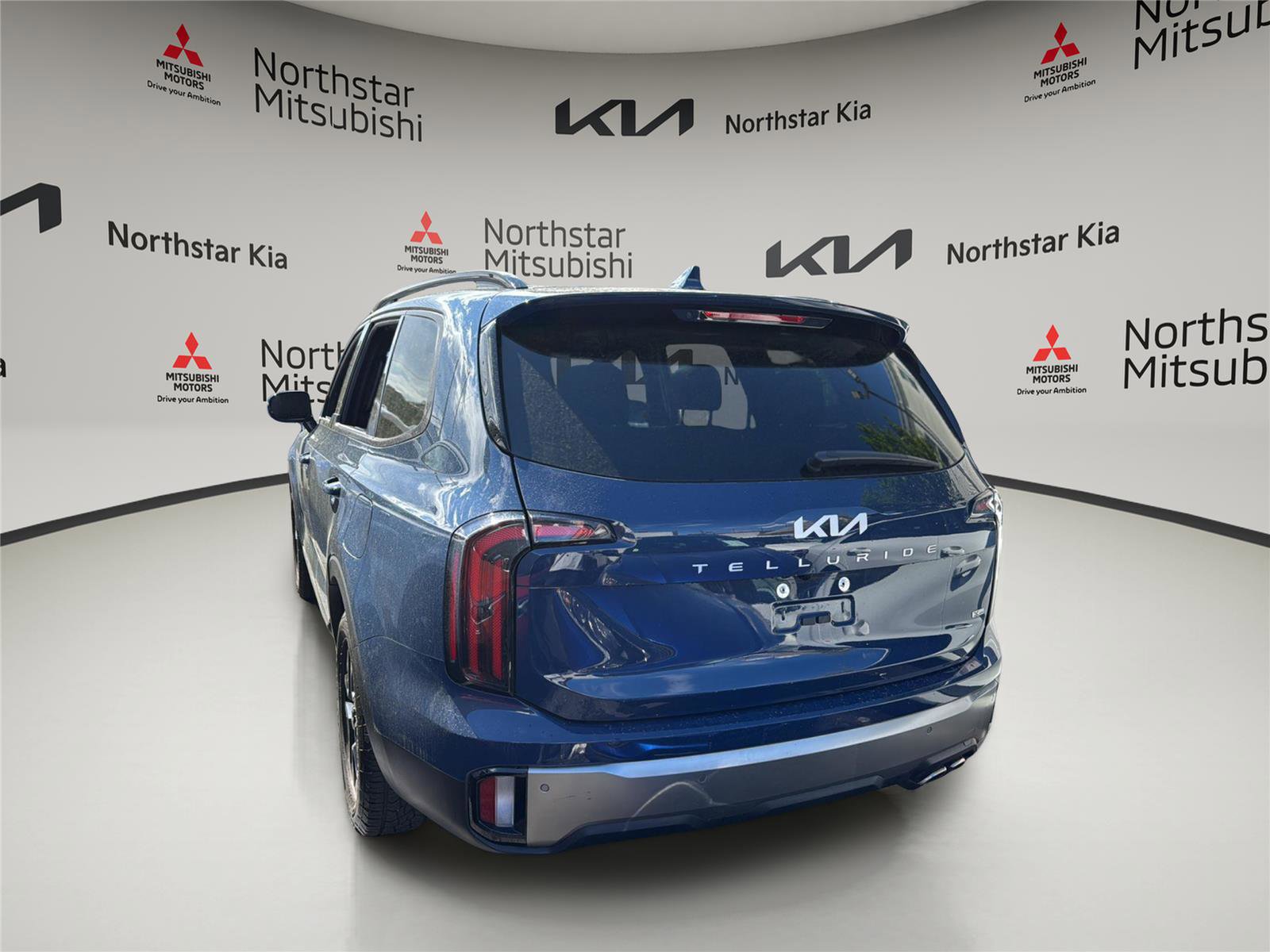 Used 2023 Kia Telluride SX Prestige X-Pro image 4