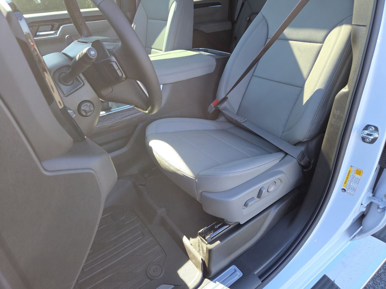 New 2026 GMC Sierra 1500 SLT w/ SLT Premium Plus Package image 30