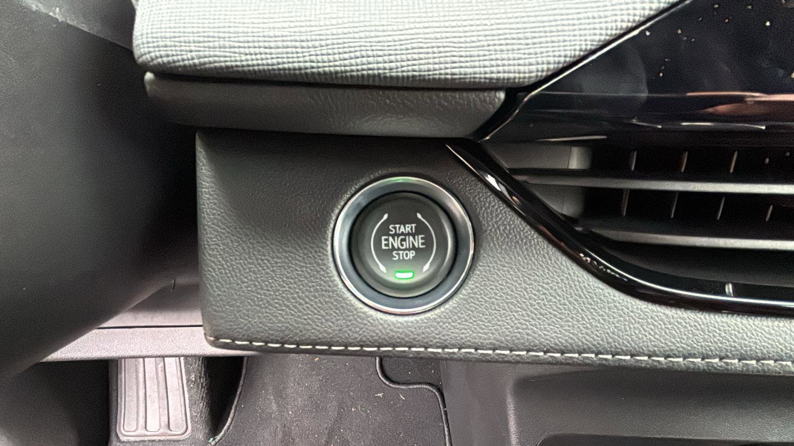 New 2026 Buick Enclave Sport Touring w/ Power Package image 13