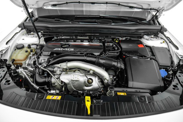 Used 2021 Mercedes-Benz GLB 35 AMG 4MATIC image 48