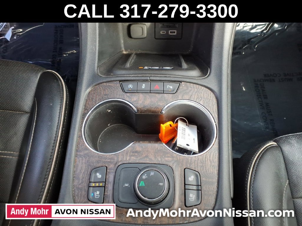 Used 2021 GMC Acadia Denali w/ Denali Technology Package FWD image 32