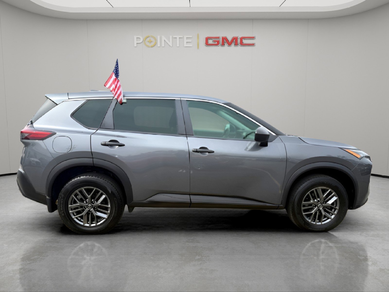 Used 2021 Nissan Rogue S image 9