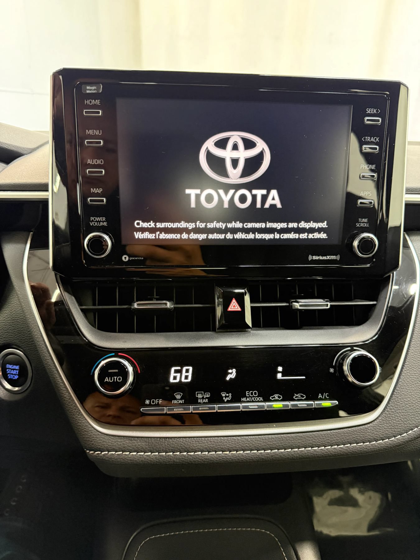 Used 2021 Toyota Corolla SE FWD image 35