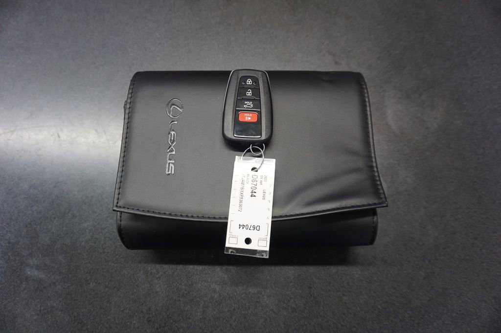 Used 2023 Lexus GX 460 Premium w/ Premium Package image 19