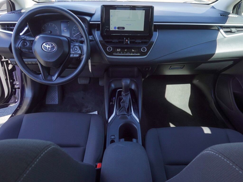 Used 2024 Toyota Corolla LE image 12