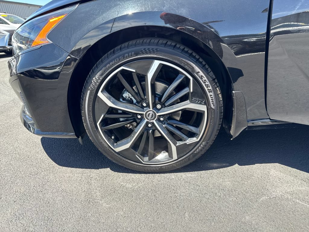 Used 2023 Nissan Altima 2.5 SR AWD/4WD image 25
