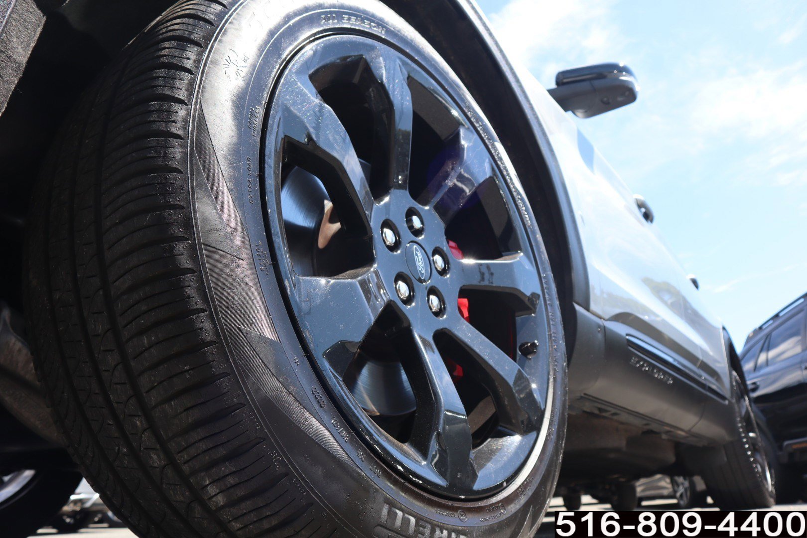 Used 2022 Ford Explorer ST w/ Equipment Group 401A image 11