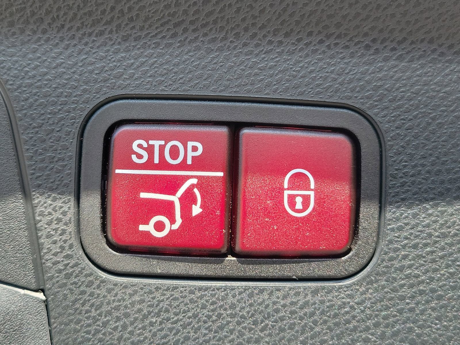 Used 2023 Mercedes-Benz GLC 43 AMG 4MATIC Coupe image 26