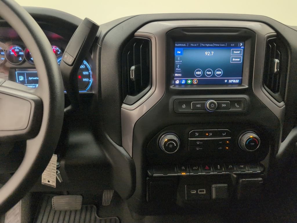 Used 2021 Chevrolet Silverado 1500 Custom image 17