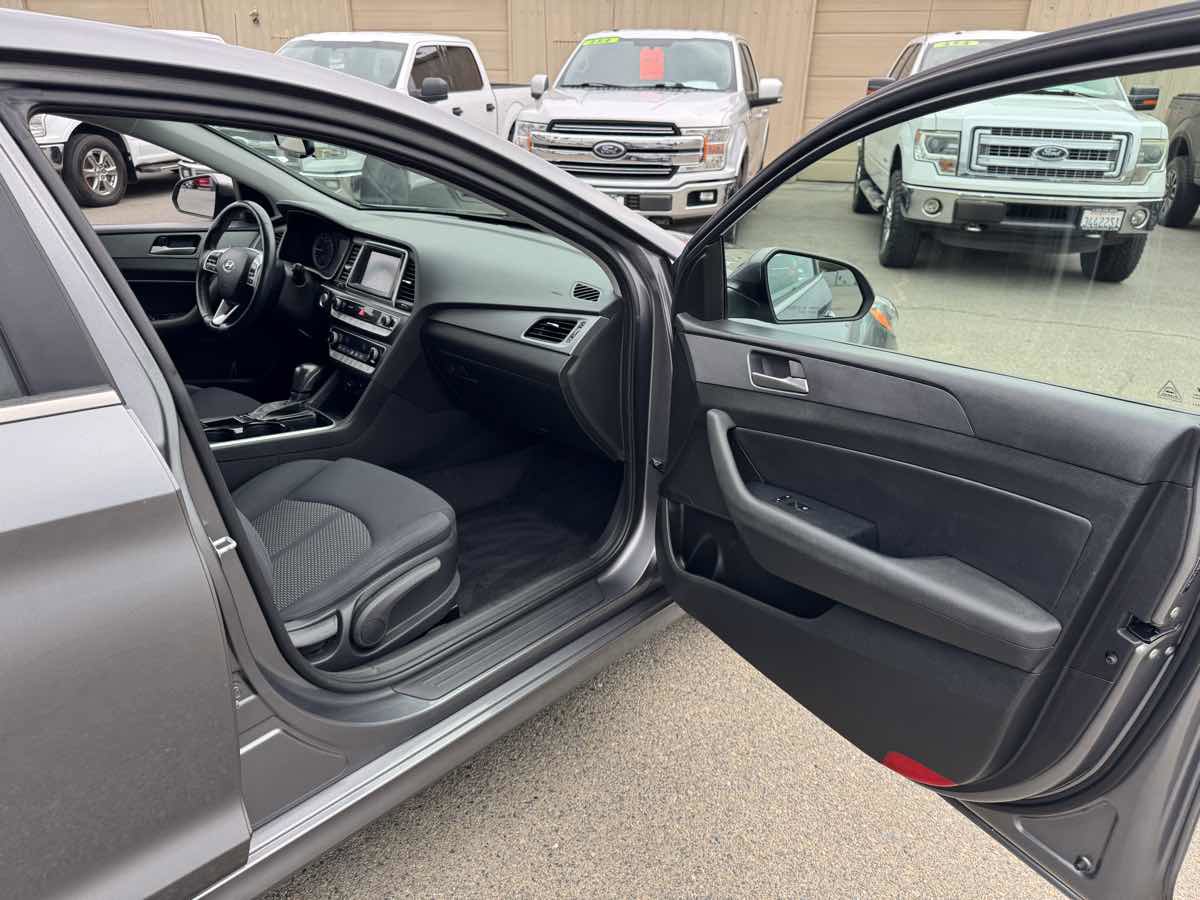 Used 2018 Hyundai Sonata SEL image 16