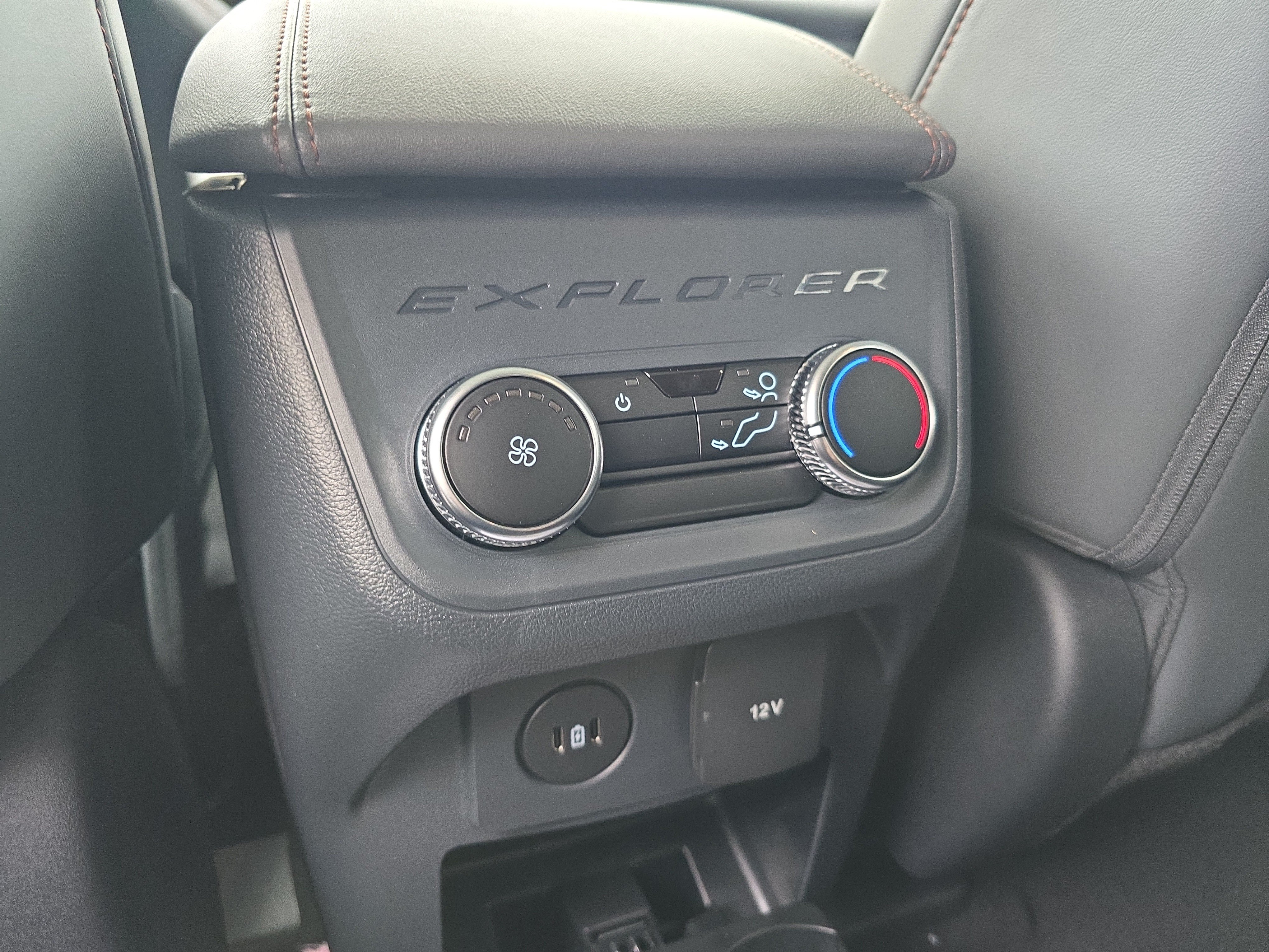 New 2026 Ford Explorer Active w/ Active Comfort Package AWD/4WD image 16