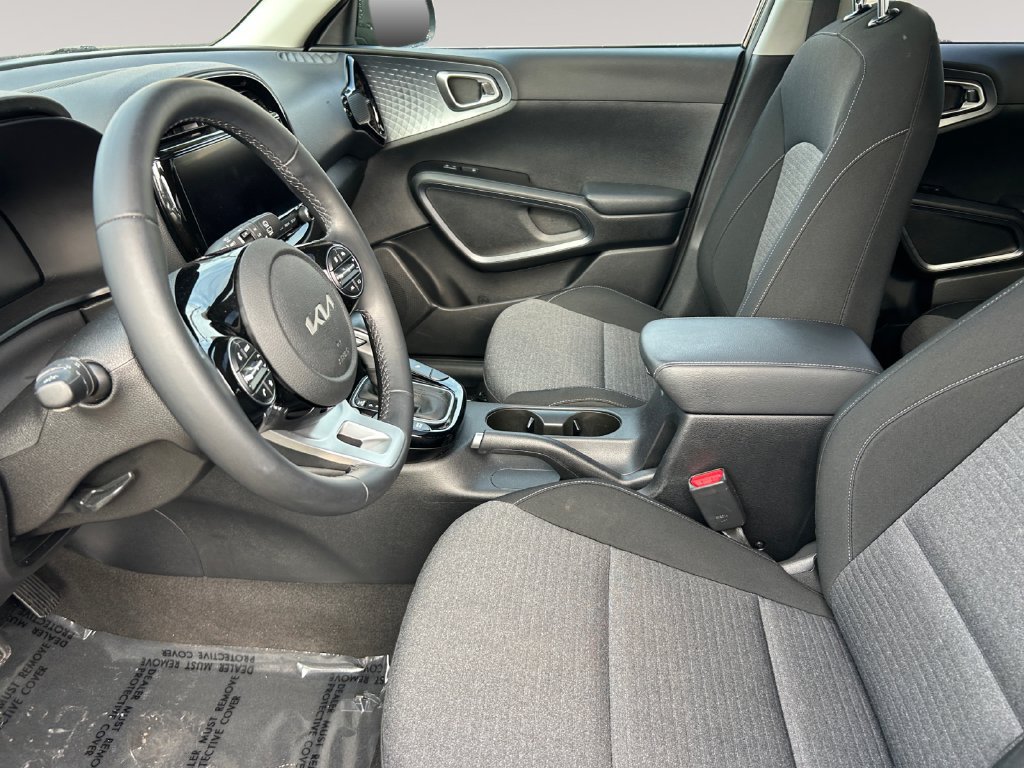 Used 2023 Kia Soul EX FWD image 15