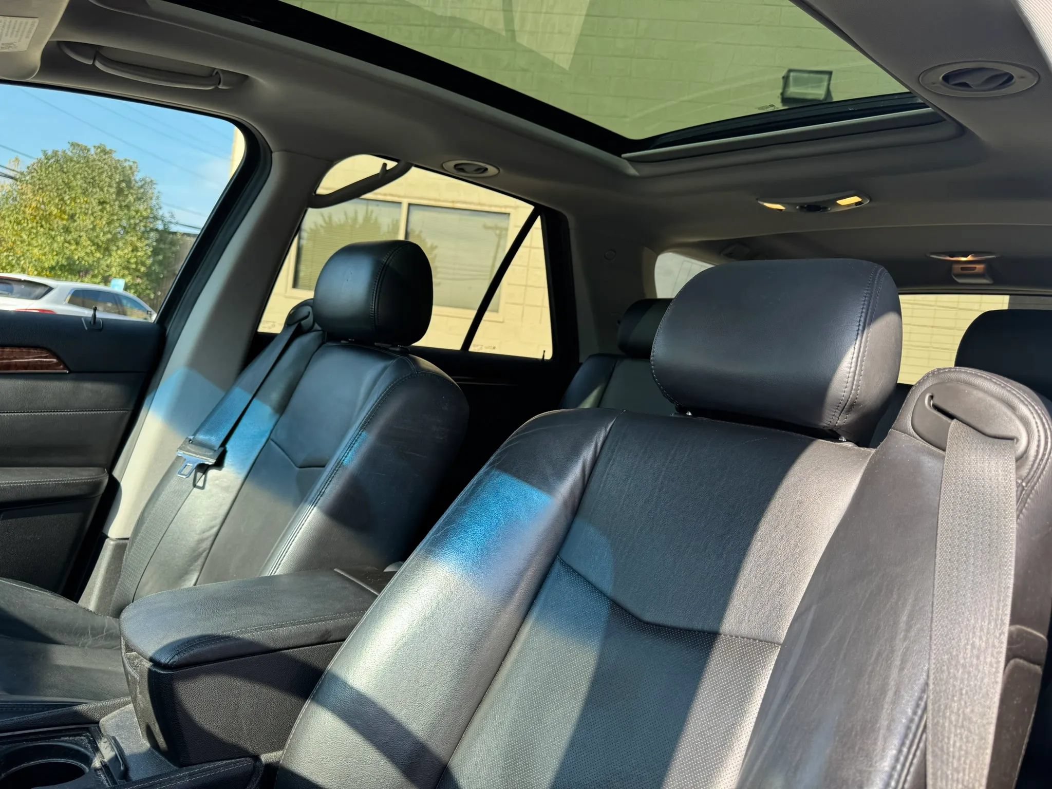 Used 2007 Cadillac SRX w/ Theater Package AWD/4WD image 18