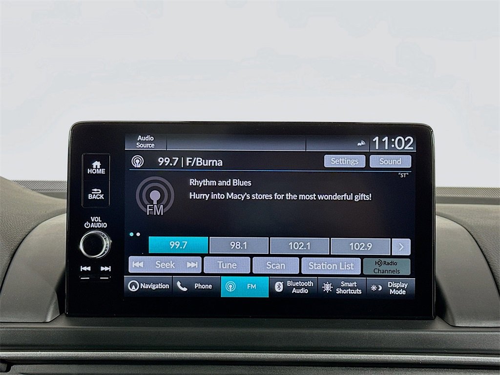 Certified 2025 Honda Pilot Touring image 18