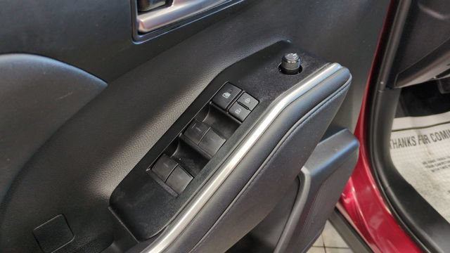 Used 2021 Toyota Highlander XSE AWD/4WD image 30