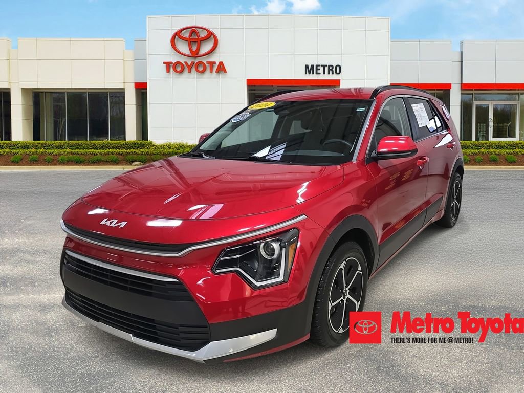 Used 2024 Kia Niro LX