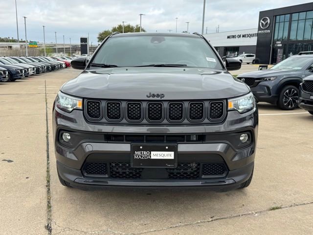 Used 2024 Jeep Compass Latitude w/ Altitude Special Edition video 2
