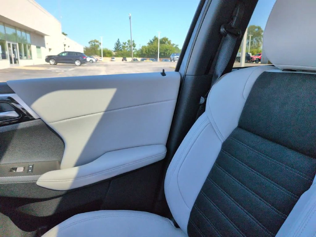 New 2026 Mitsubishi Outlander SE AWD/4WD image 18