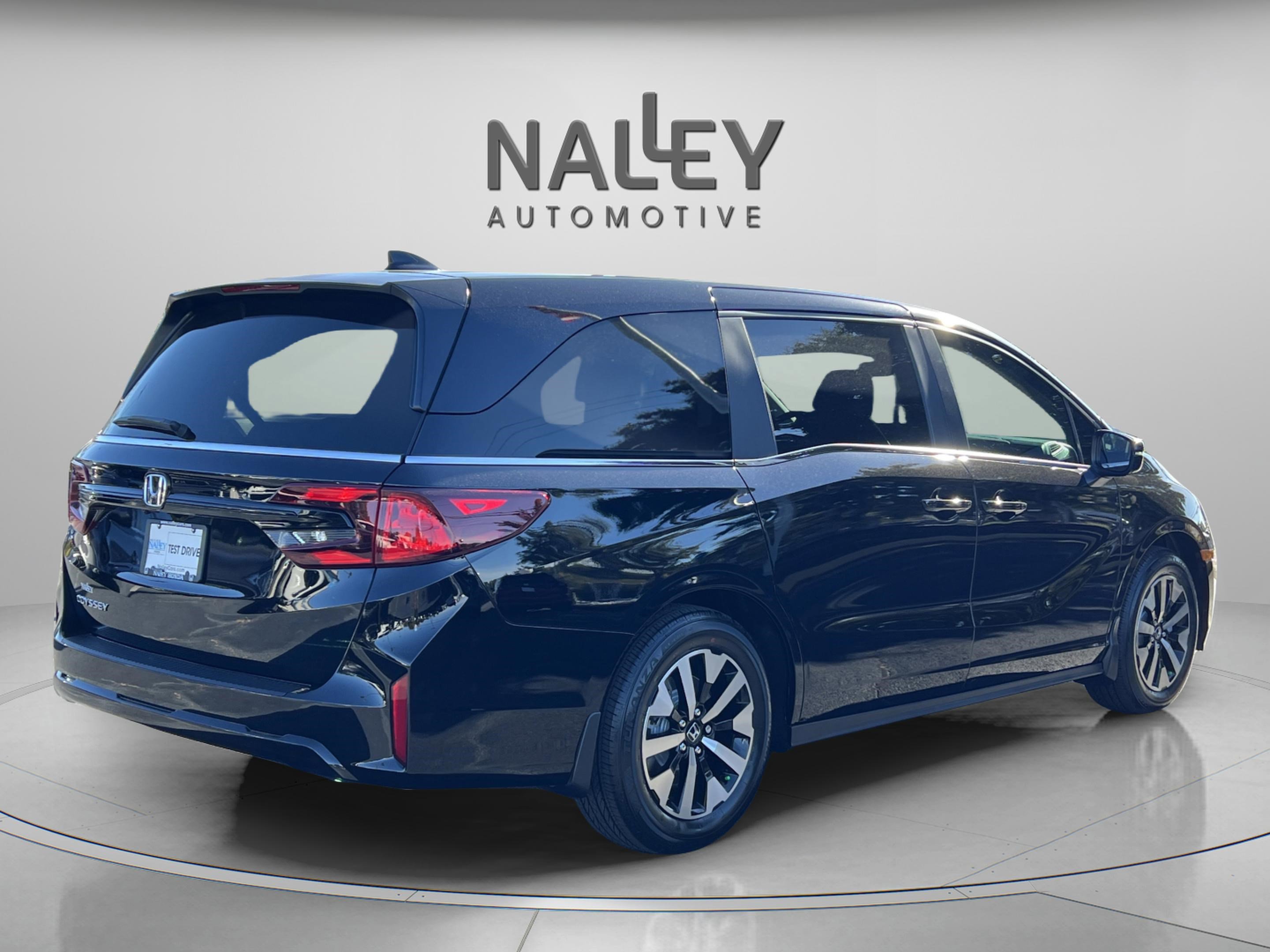 New 2026 Honda Odyssey EX-L image 7