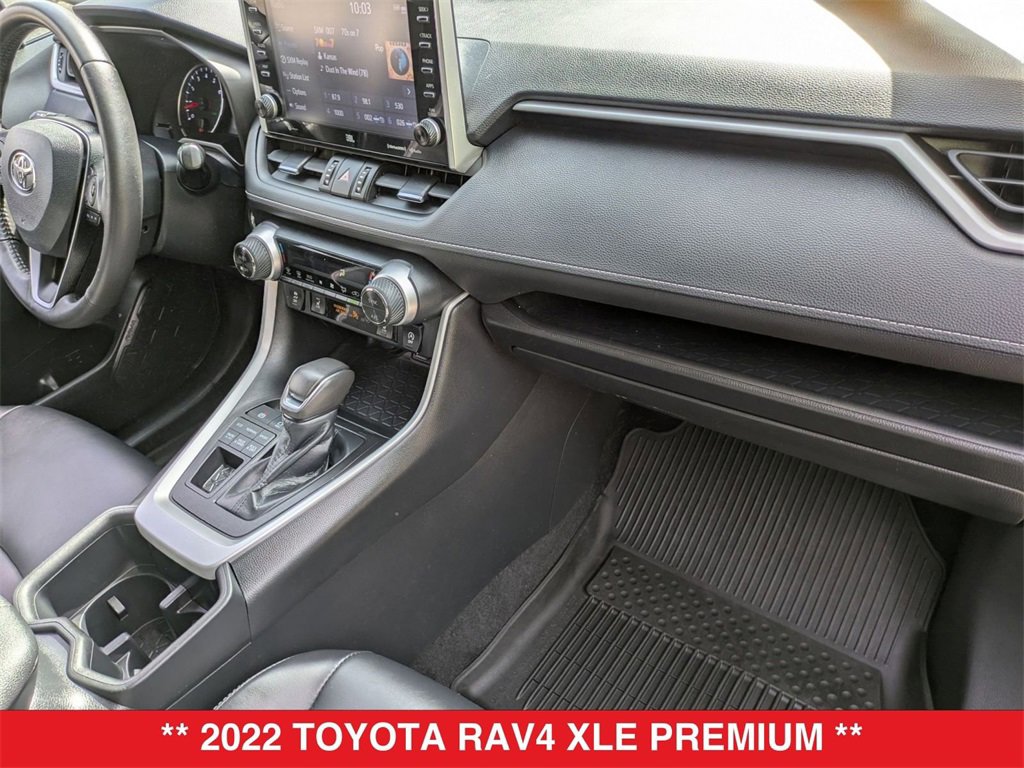 Used 2022 Toyota RAV4 XLE Premium image 86