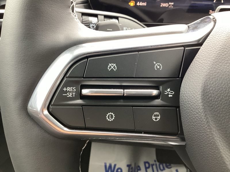 New 2027 Chevrolet Traverse LT w/ Enhanced Driving Package AWD/4WD image 29