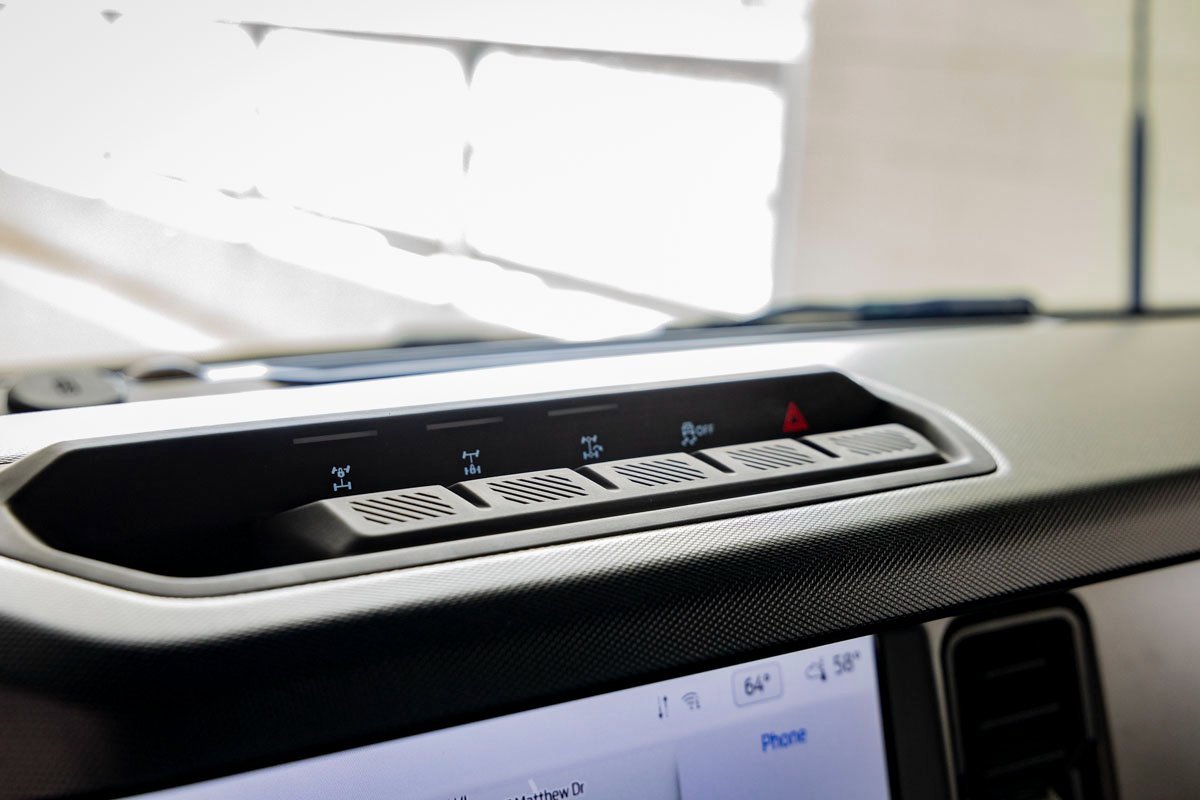 Used 2022 Ford Bronco Outer Banks w/ Sasquatch Package image 28