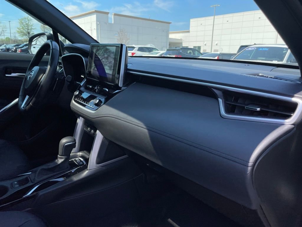 Used 2023 Toyota Corolla Cross XSE w/ Convenience Package image 36