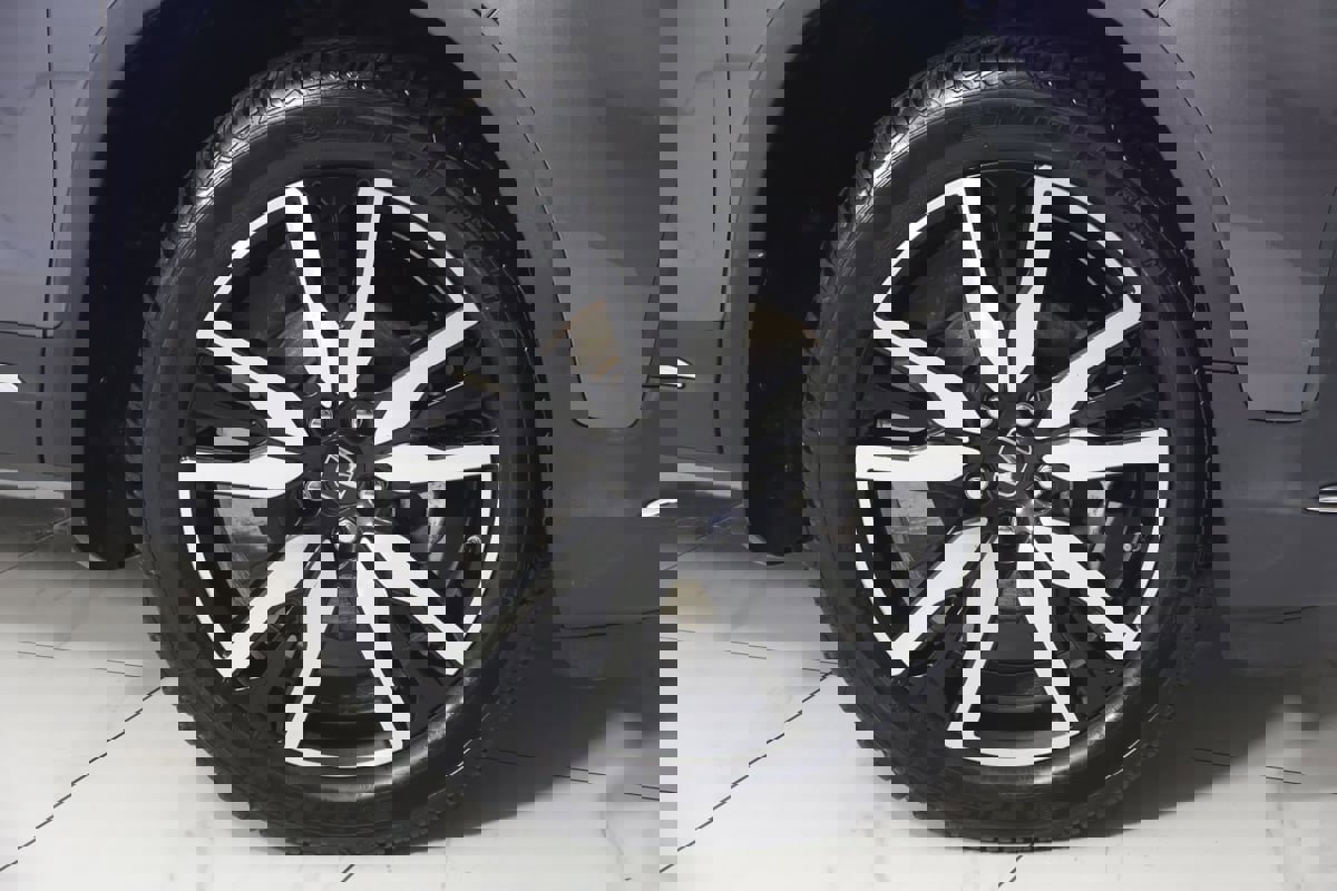 Used 2019 Honda Pilot Touring image 17