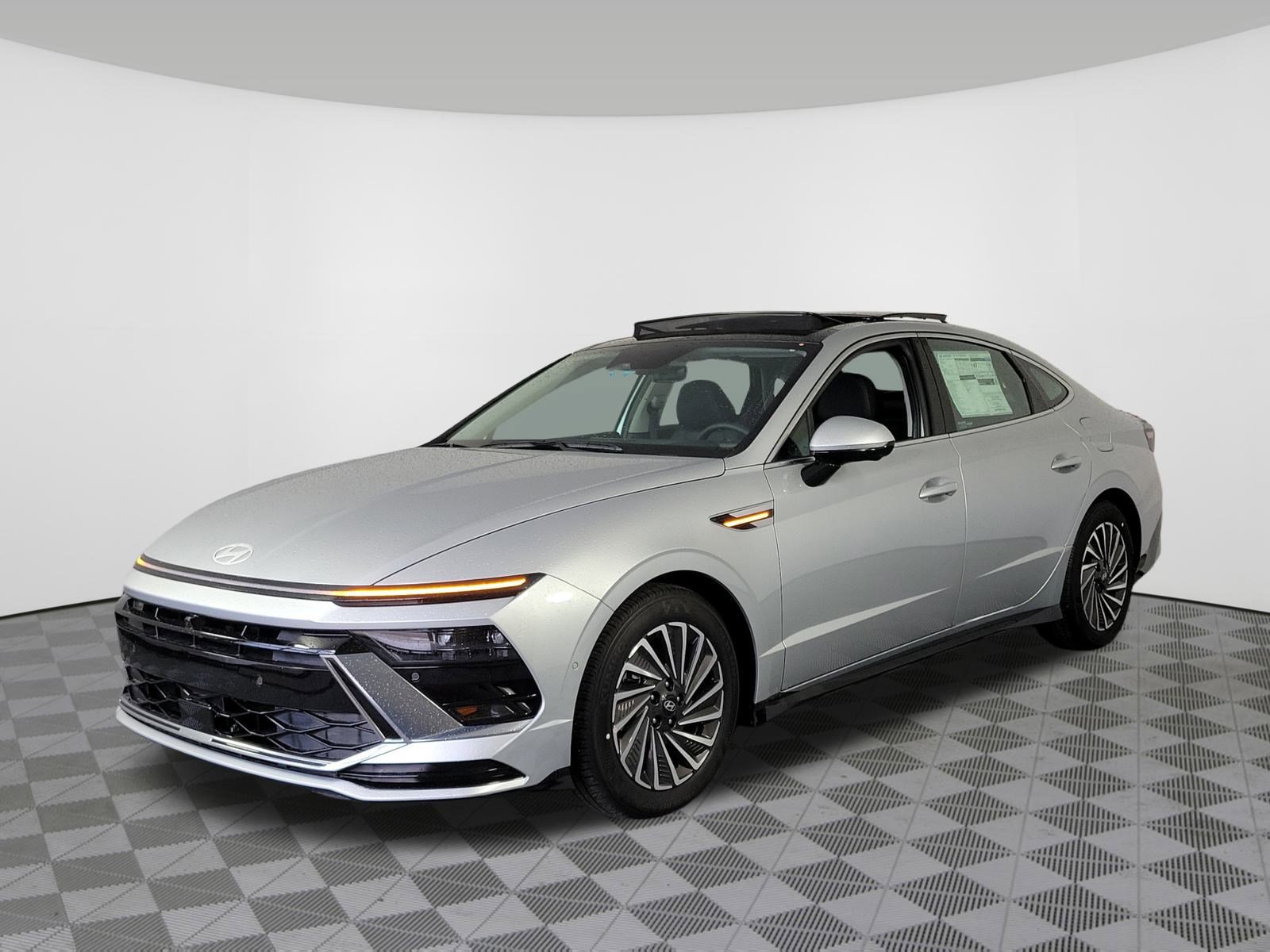 New 2025 Hyundai Sonata Limited image 40