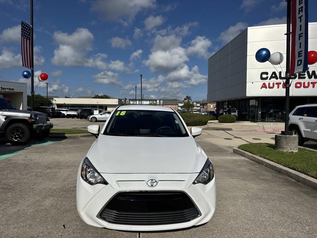 Used 2018 Toyota Yaris iA FWD image 2