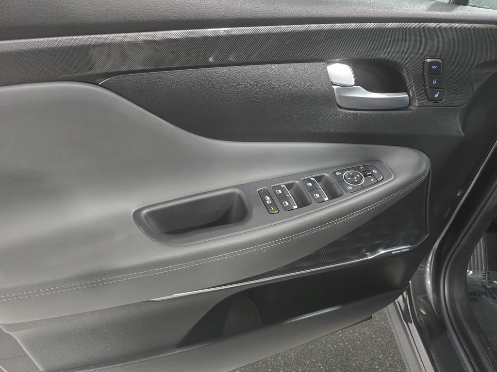 Used 2023 Hyundai Santa Fe Limited AWD/4WD image 27