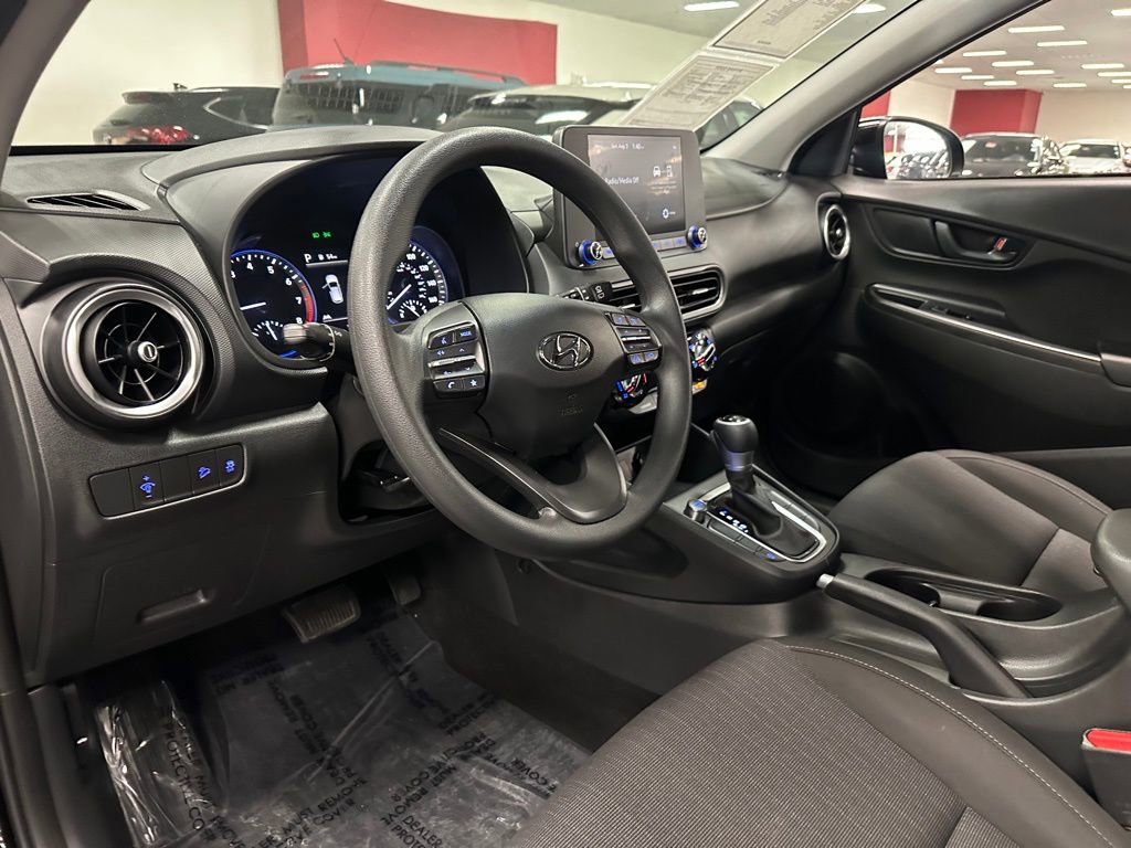 Used 2022 Hyundai Kona SEL w/ Cargo Package image 15