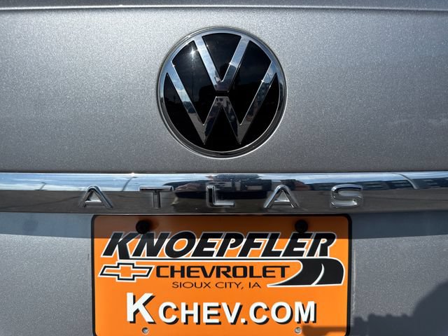 Used 2023 Volkswagen Atlas Cross Sport SE AWD/4WD image 32