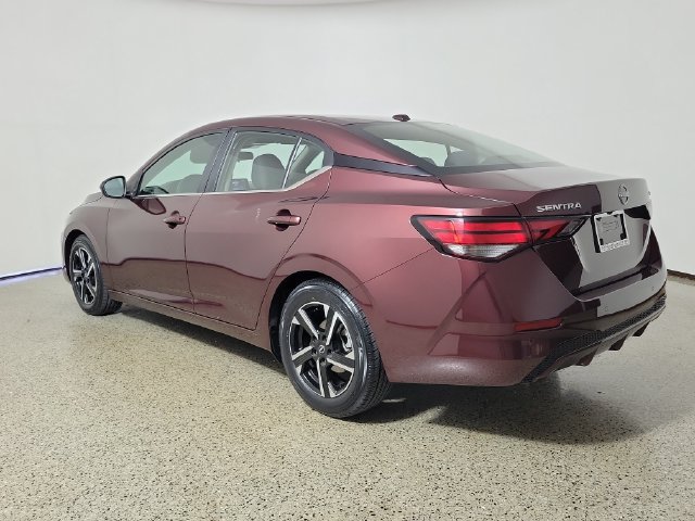 Used 2024 Nissan Sentra SV FWD image 7