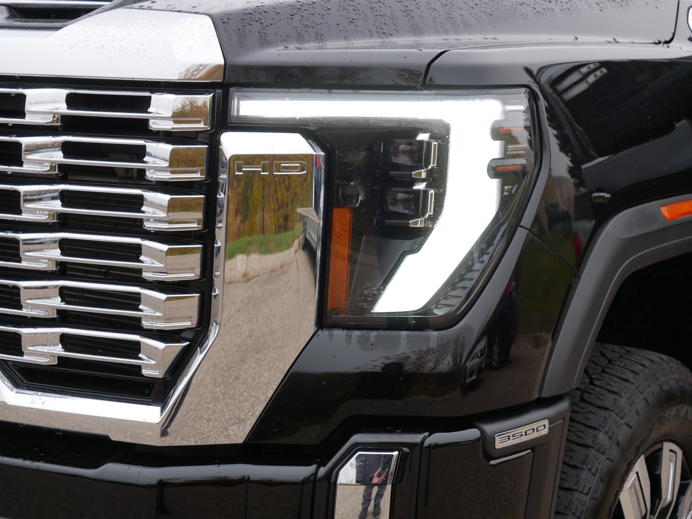 Used 2024 GMC Sierra 3500 Denali w/ Denali Reserve Package image 16