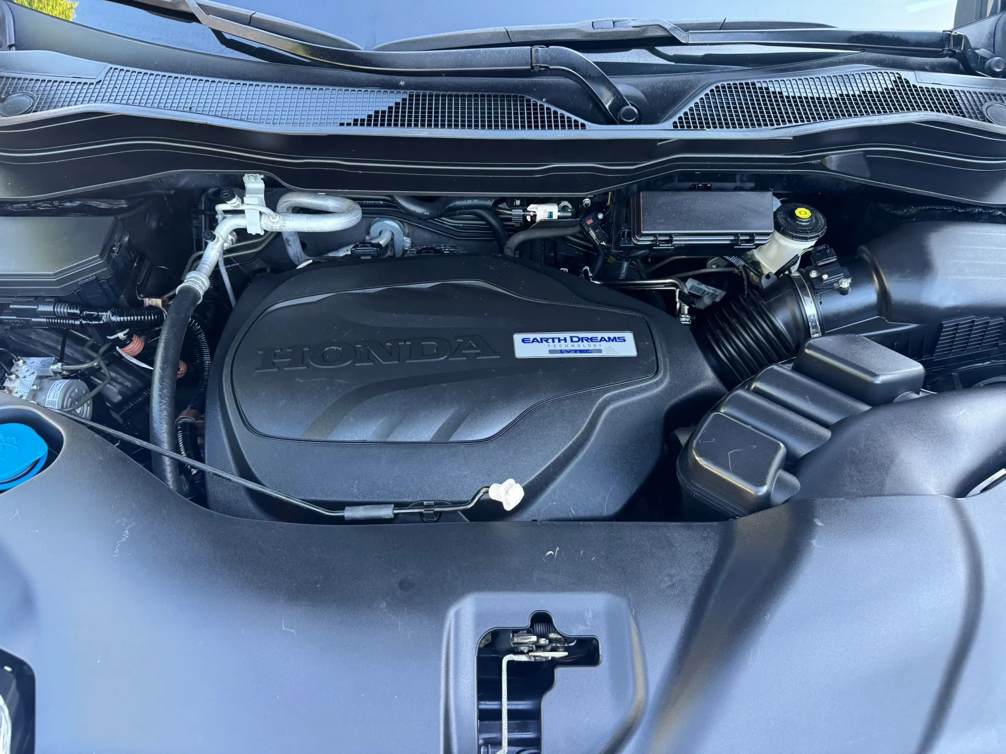 Used 2017 Honda Pilot Elite image 45