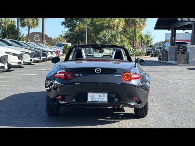 New 2026 MAZDA MX-5 Miata Sport RWD image 12