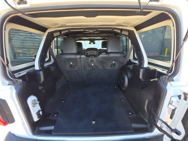 Used 2024 Jeep Wrangler Unlimited Rubicon AWD/4WD image 17