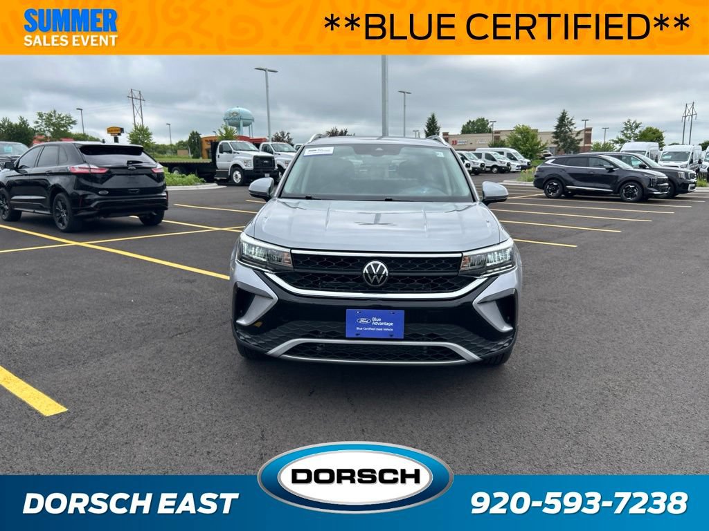 Used 2022 Volkswagen Taos SE AWD/4WD image 3
