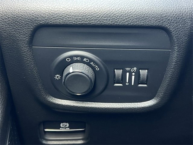 Certified 2024 Jeep Grand Cherokee L Laredo image 19