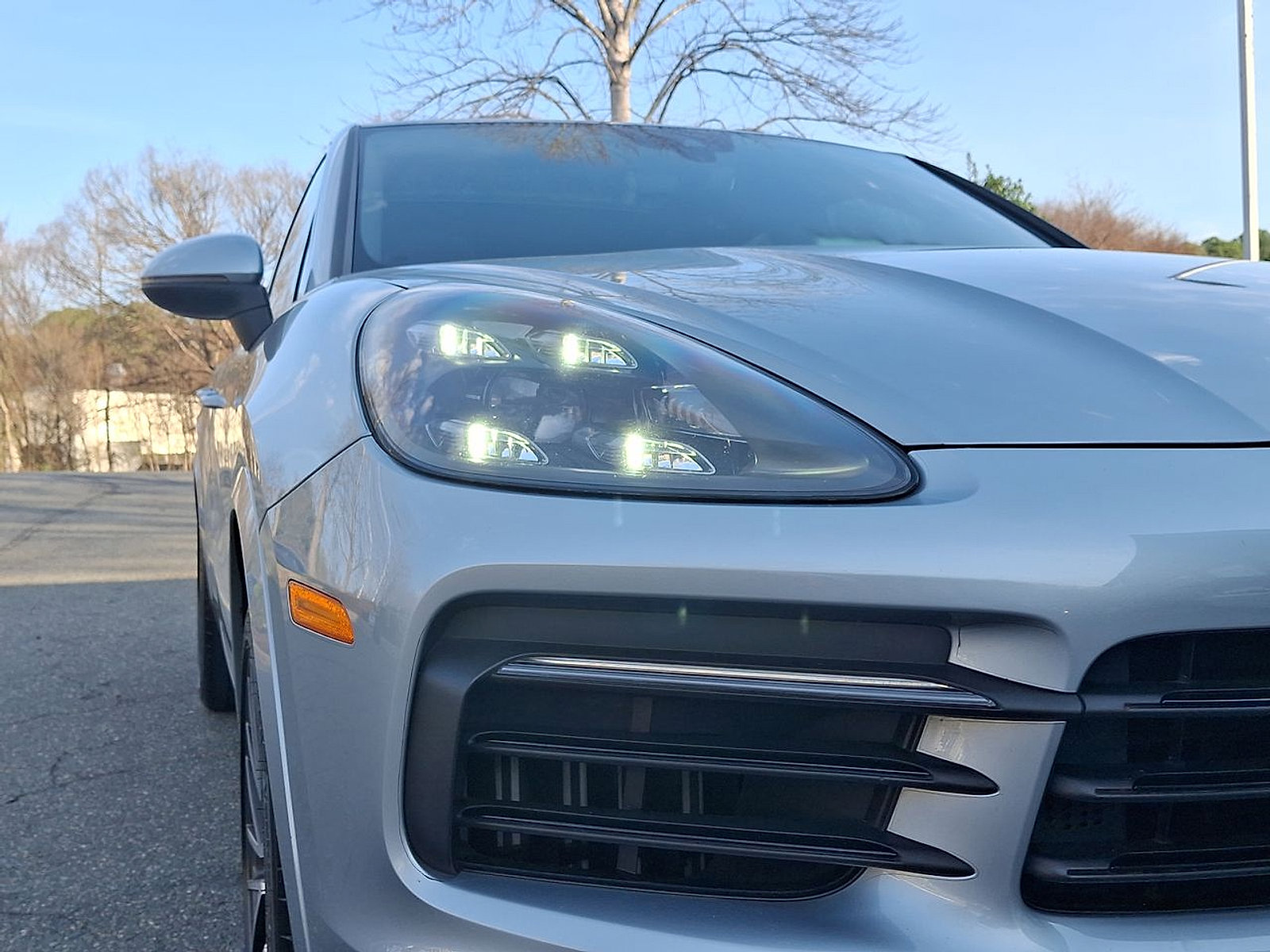 Used 2020 Porsche Cayenne S image 28